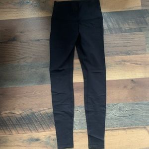 Lululemon Wunder Under Brushed